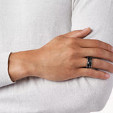 Ανδρικό δαχτυλίδι Emporio Armani EGS2032040 σε ασημί-μαύρο χρώμα από ανοξείδωτο ατσάλι.