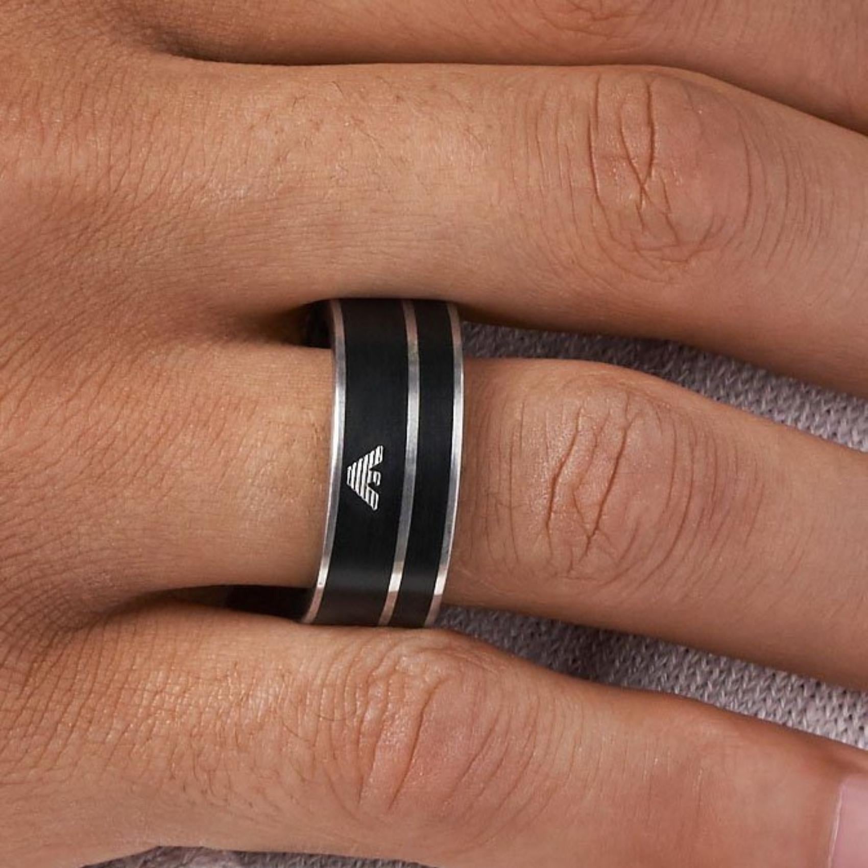 Ανδρικό δαχτυλίδι Emporio Armani EGS2032040 σε ασημί-μαύρο χρώμα από ανοξείδωτο ατσάλι.