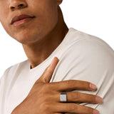 Ανδρικό δαχτυλίδι Emporio Armani EGS3136040 σε ασημί χρώμα από ανοξείδωτο ατσάλι.