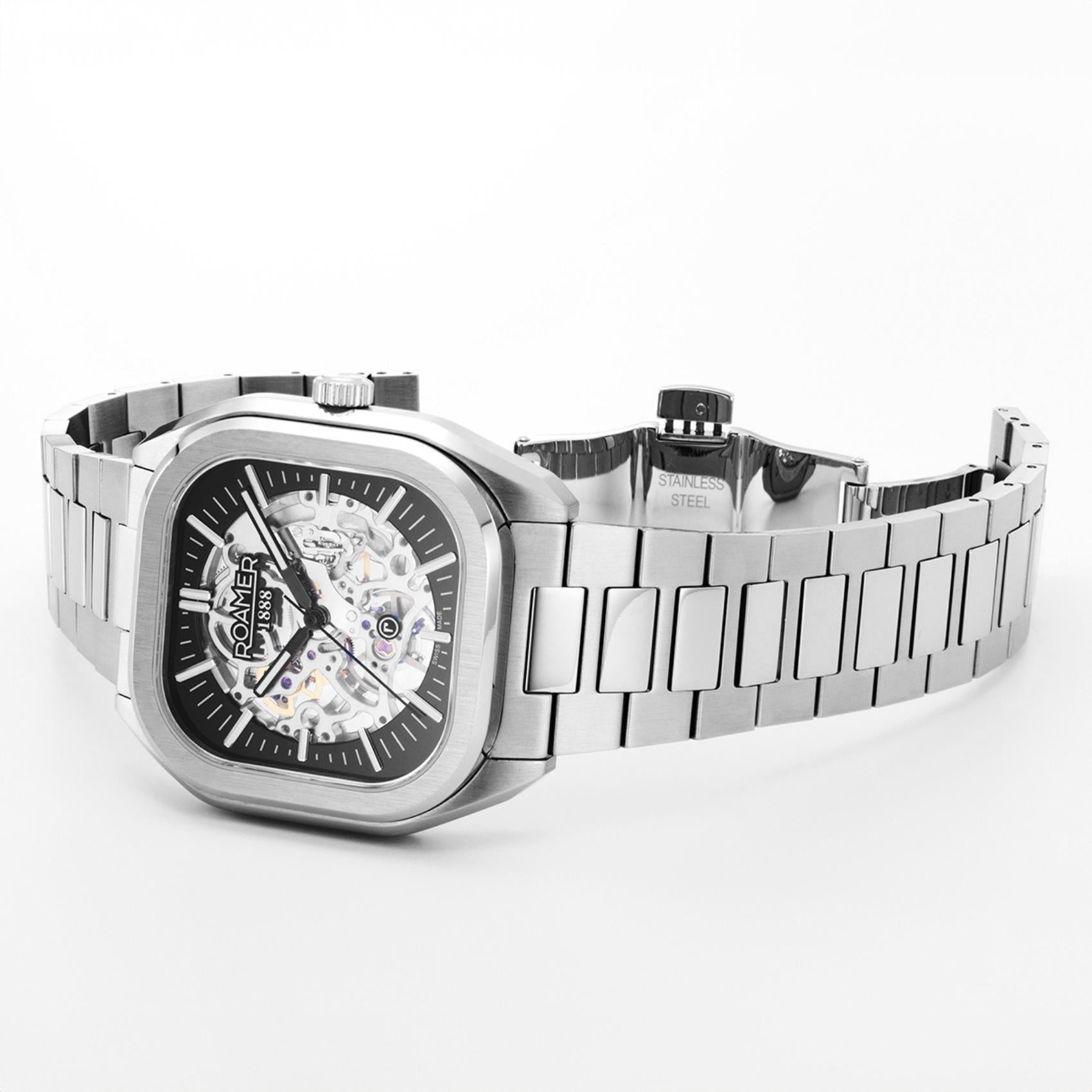 Ανδρικό ρολόι Roamer Mechano 985986-41-45-20 κουρδιστό με ασημί μπρασελέ & μαύρο καντράν 39.5mm.