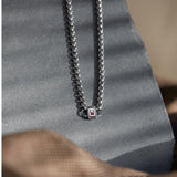 Ανδρικό κολιέ Tommy Hilfiger 2790365, με στοιχείο ενσωματομένο στην αλυσίδα κατασκευασμένο από χειρουργικό ατσάλι σε ασημί χρώμα.
