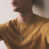 Κολιέ calvin klein 35000258 με αλυσίδα και κρεμαστό σε ασημένιο χρώμα.