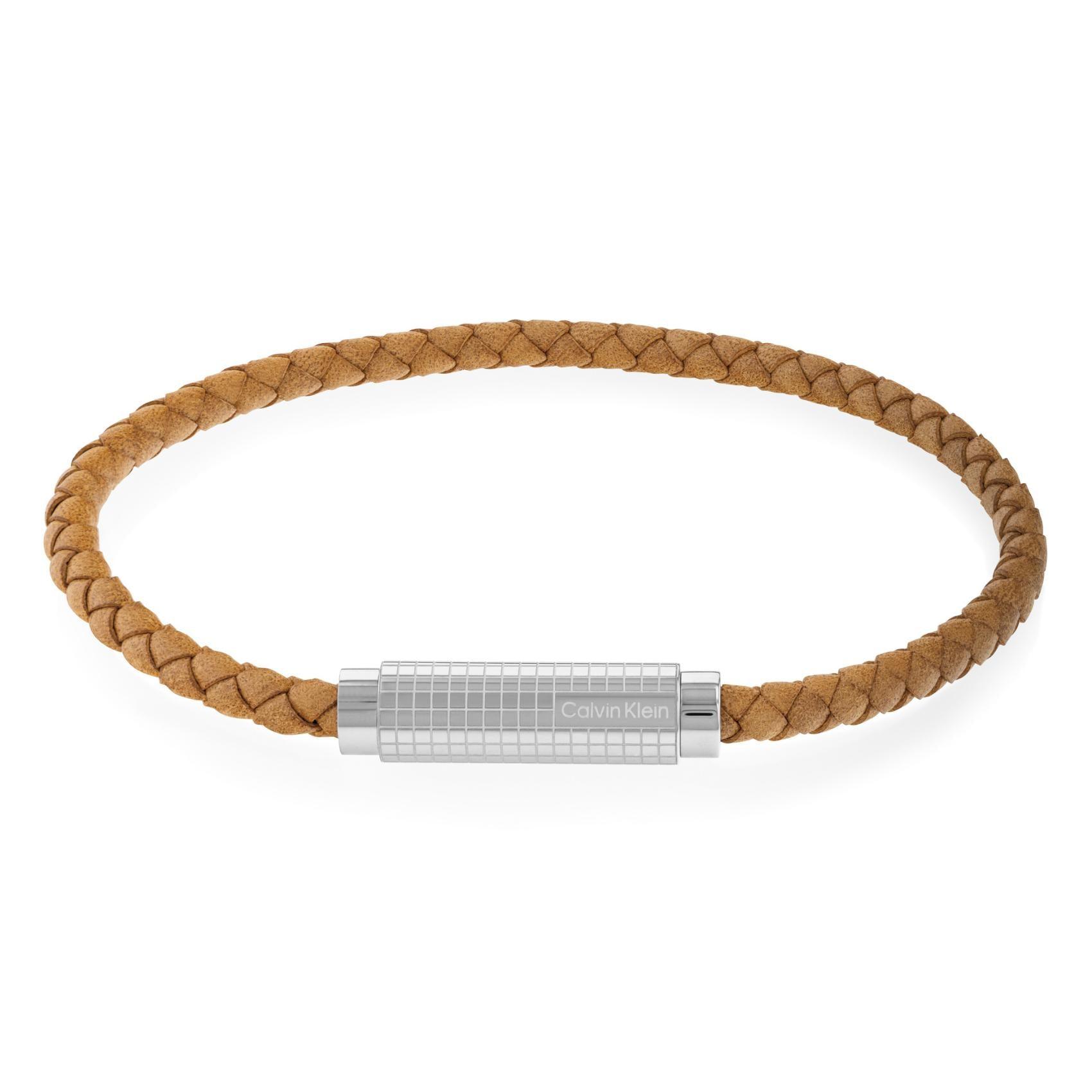 Ανδρικό βραχιόλι Calvin Klein 35000422 από ταμπά δέρμα με ασημένια αγκράφα.