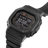 Προπονητικό ρολόι smartwatch G-Squad Casio G-Shock DW-H5600-1ER Solar με μαύρο καουτσούκ λουράκι και μαύρο καντράν διαμέτρου 44,5mm σε τετράγωνο σχημα.