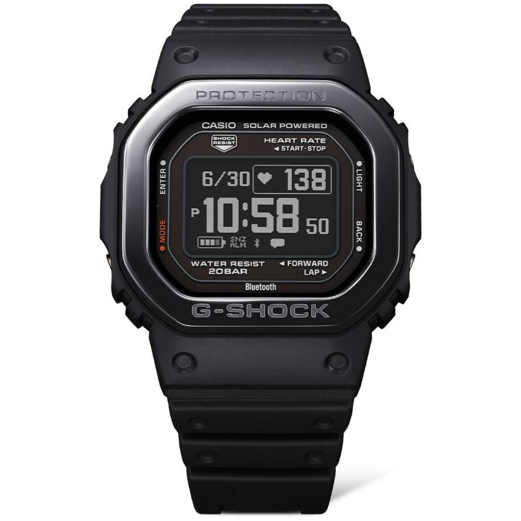 Προπονητικό ρολόι smartwatch G-Squad Casio G-Shock DW-H5600MB-1ER Solar με μαύρο καουτσούκ λουράκι και μαύρο καντράν διαμέτρου 44,5mm σε τετράγωνο σχημα.