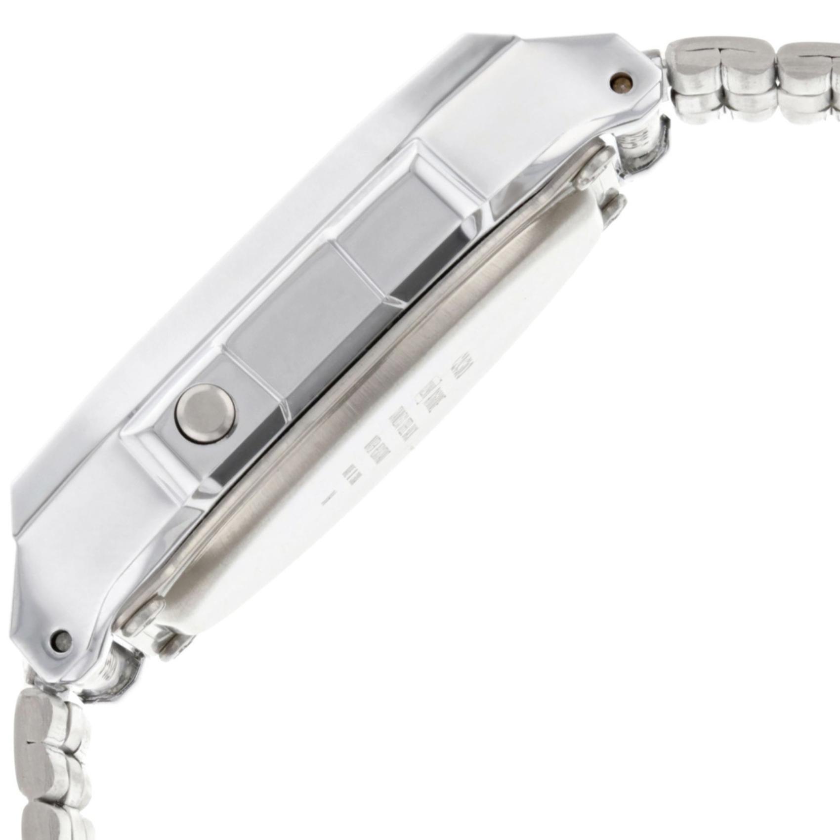 Τετράγωνο ρολόι Casio Vintage Iconic A-168WEM-2EF με ασημί ατσάλινο μπρασελέ, τιρκουάζ καντράν σε τετράγωνο σχήμα και ψηφιακή ένδειξη.