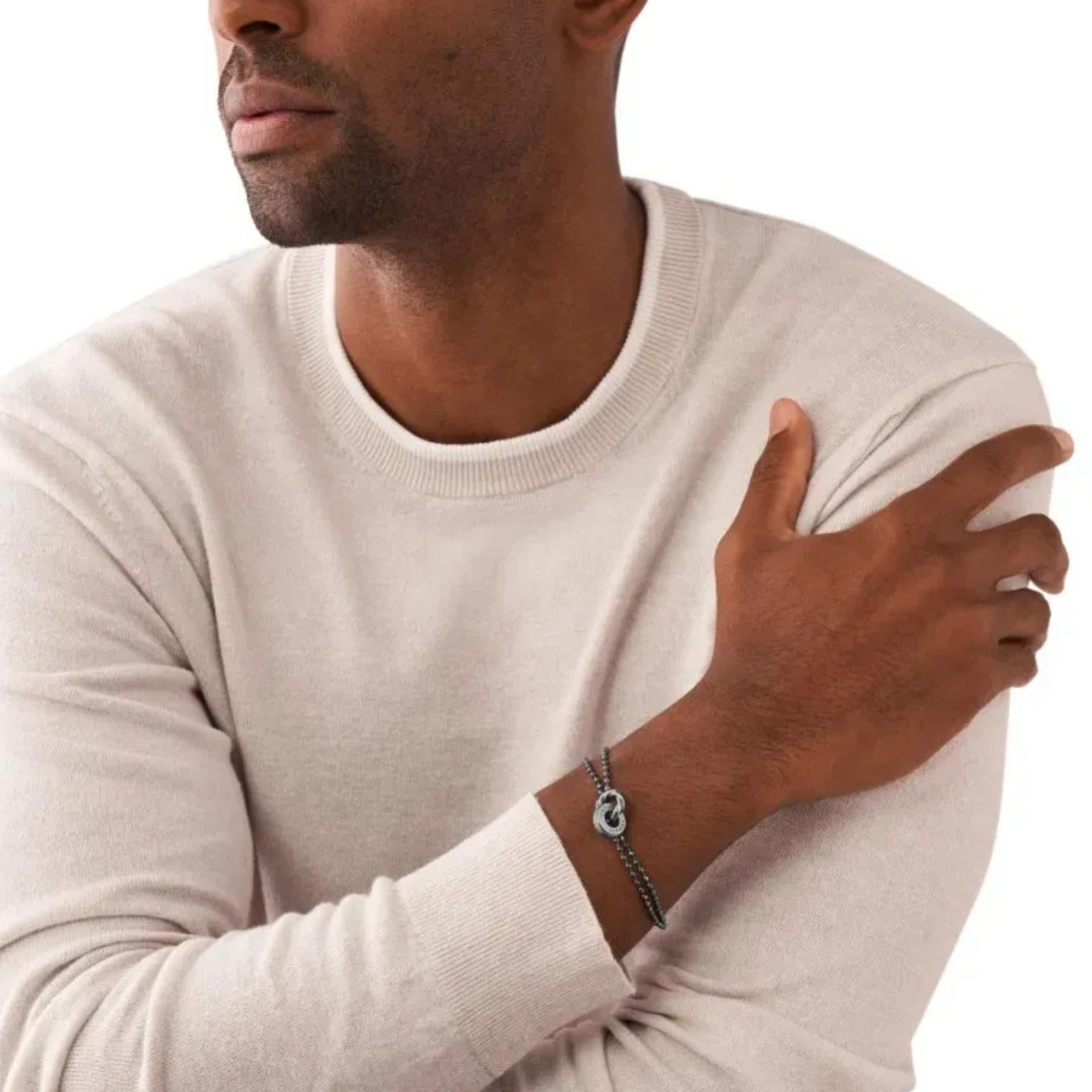 Ανδρικό βραχιόλι Emporio Armani EGS3028040 ατσάλινο σε ασημί χρώμα με διπλη αλυσίδα και ασημί στοιχείο, για καρπό 20cm.