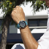 Αντρικό ρολόι Festina Chrono Bike 20642/3 με τιρκουάζ λουράκι σιλικόνης, μαύρο καντραν, μηχανισμό μπαταρίας με λειτουργία χρονογράφου και ένδειξη ημερομηνίας, στρογγυλό στεφάνι με διάμετρο 47mm, αδιάβροχο στις 10ΑΤΜ-100Μ.