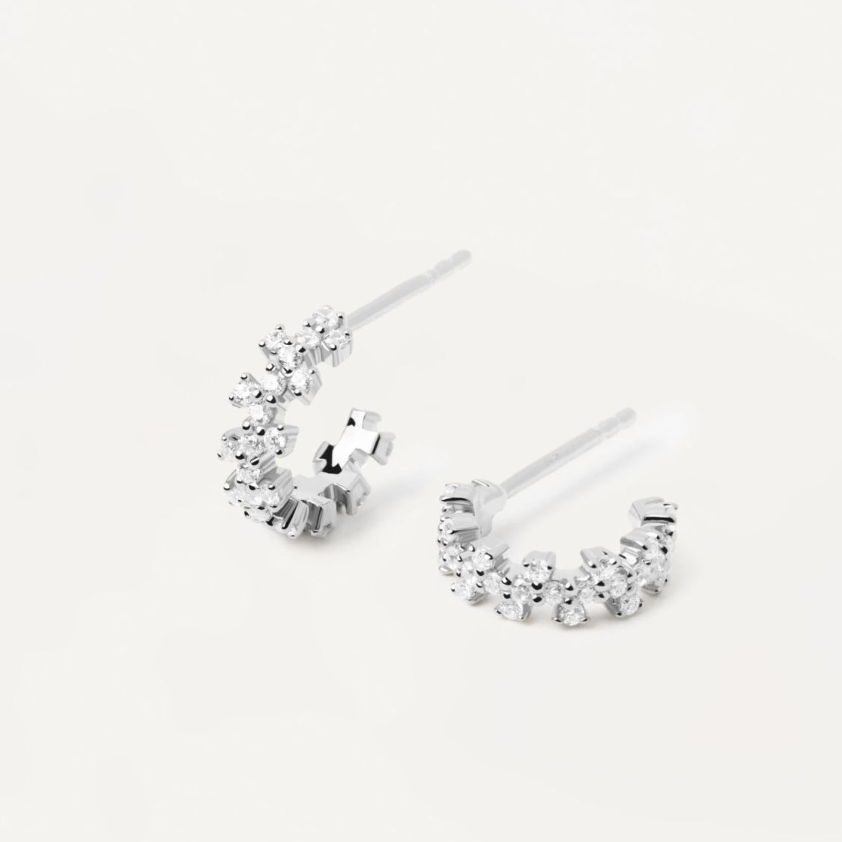 Καρφωτά σκουλαρίκια Pdpaola AR02-578-U Essentials Little Crown Silver ασημί με ζιργκόν.