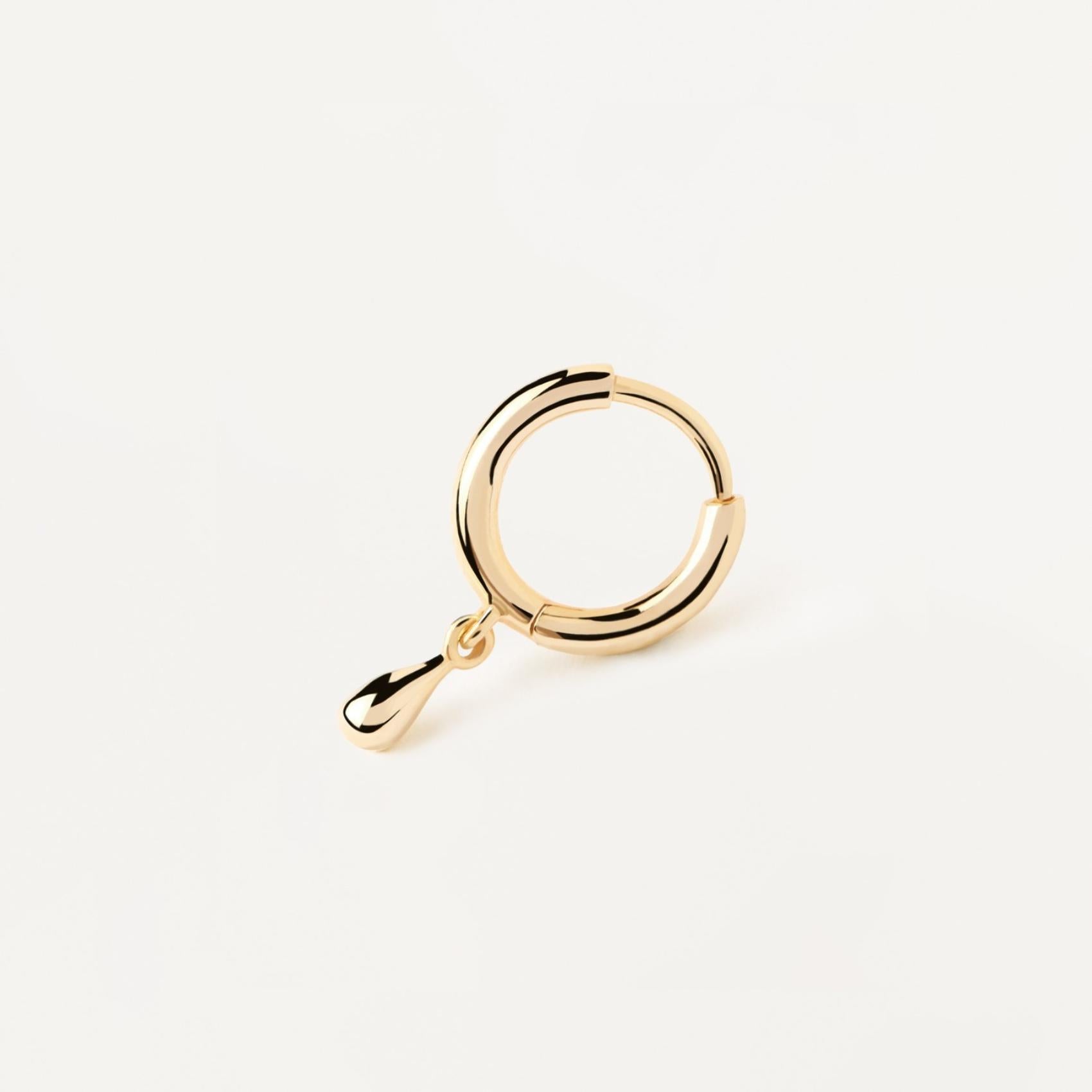 Μονό σκουλαρίκι κρίκος PDPAOLA PG01-025-U Essentials Teardrop Hoop σε χρυσό χρώμα με κρεμαστό σε σχήμα δάκρυ.