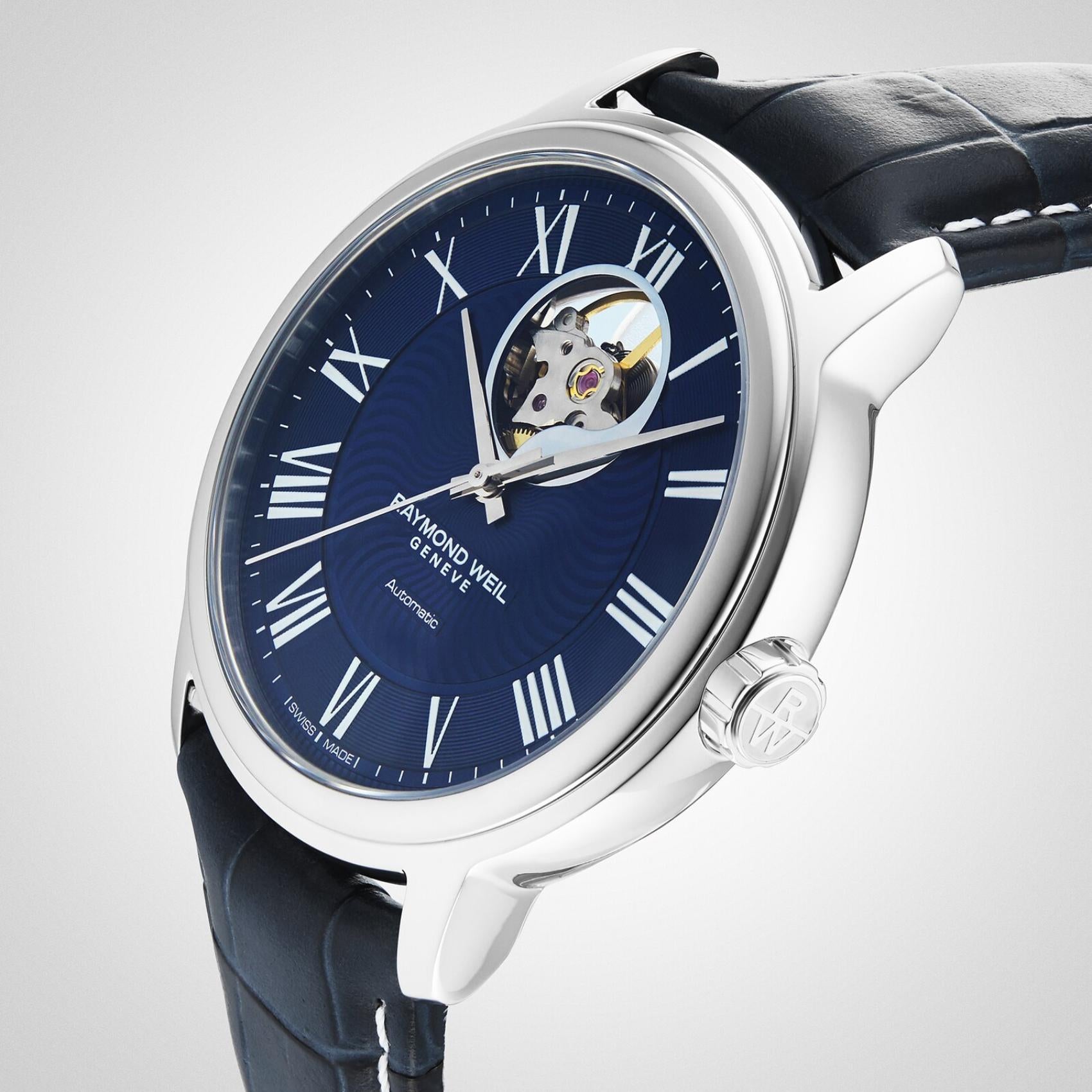 Ρολόι Raymond Weil Maestro 2227-STC-00508 με μπλε δερμάτινο λουράκι και μπλε καντράν διαμέτρου 40mm.