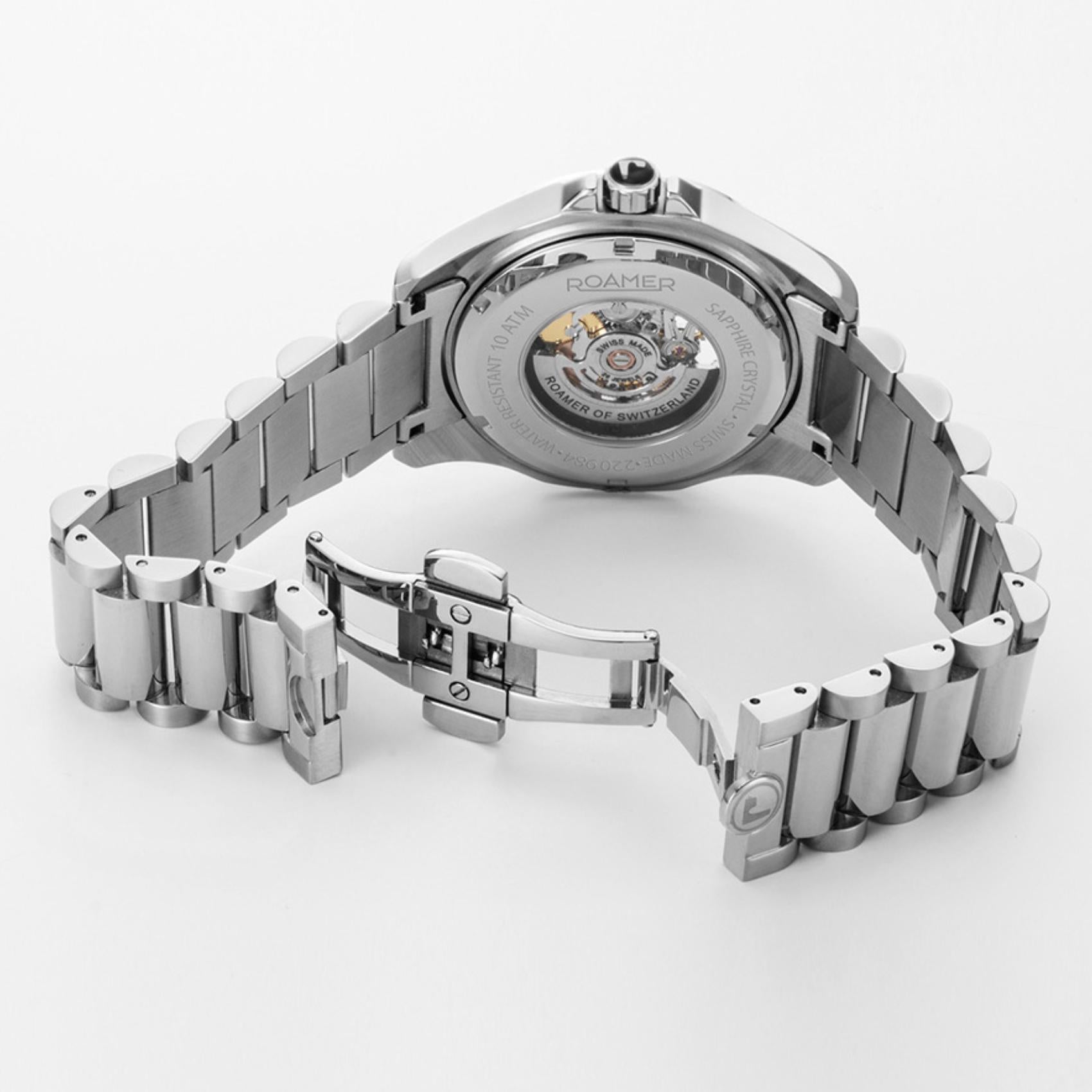 Αυτόματο ρολόι Roamer Rockshell Mark III Skeleton 220984-41-45-20 με ασημί ατσάλινο μπρασελέ και διάφανο ασημί skeleton καντράν διαμέτρου 44mm.