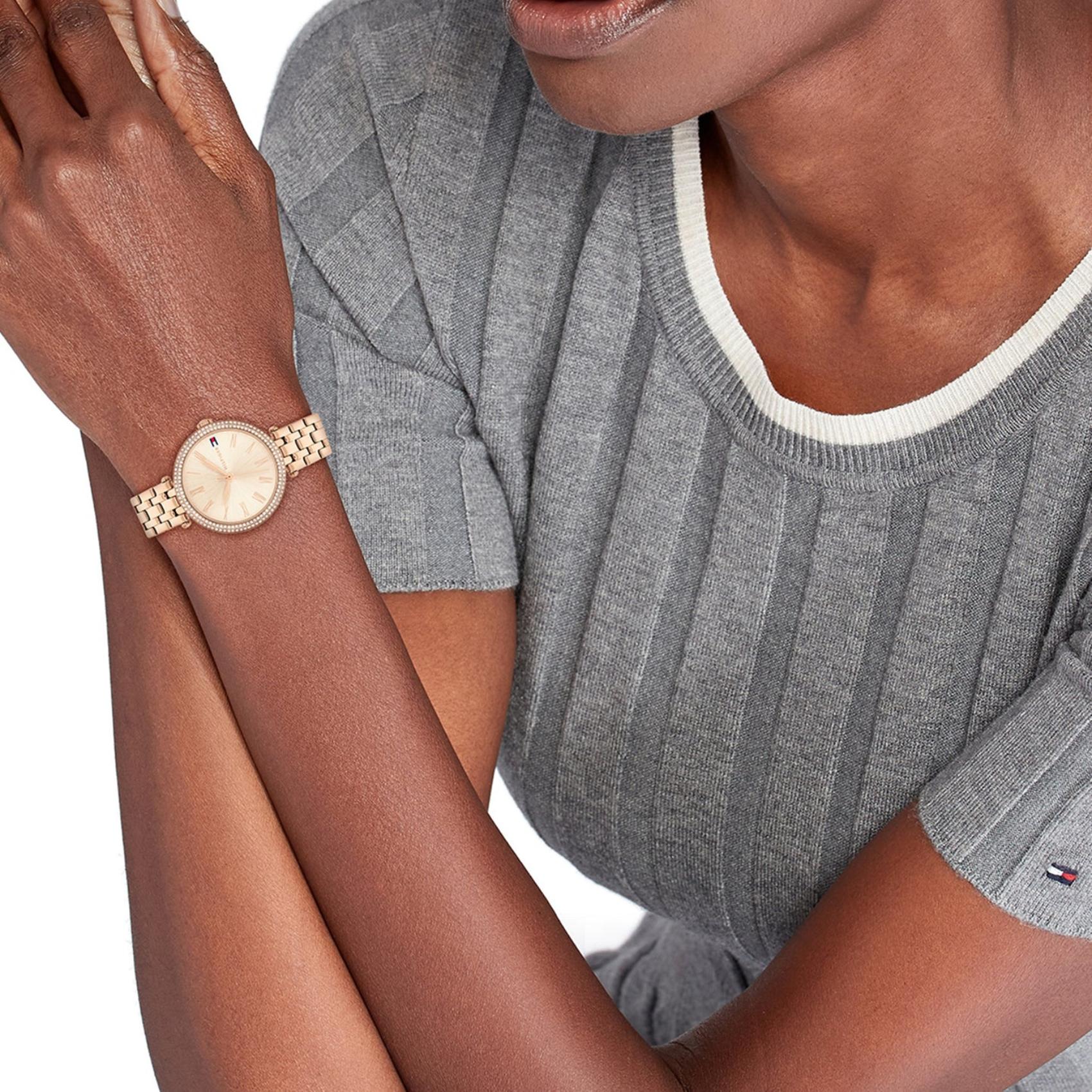 Γυναικείο ρολόι Tommy Hilfiger Natalie 1782721 με ροζ χρυσό ατσάλινο μπρασελέ και ροζ χρυσό καντράν 34mm με ζιργκόν.