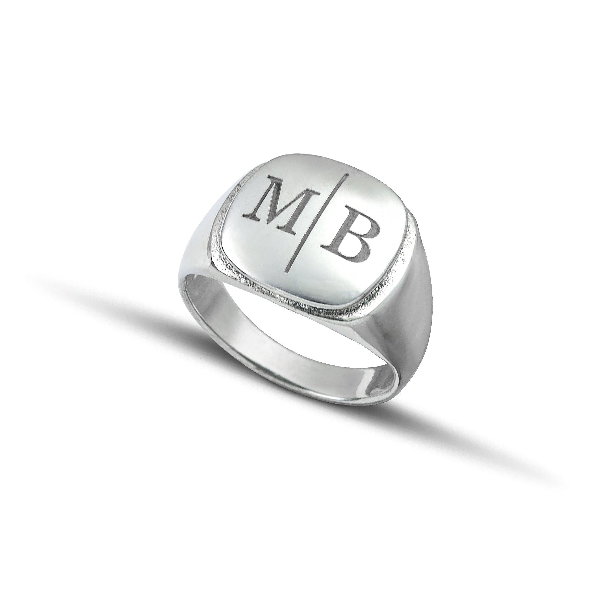 ανδρικό ασημενιο δαχτυλιδι με αρχικα γραμματα