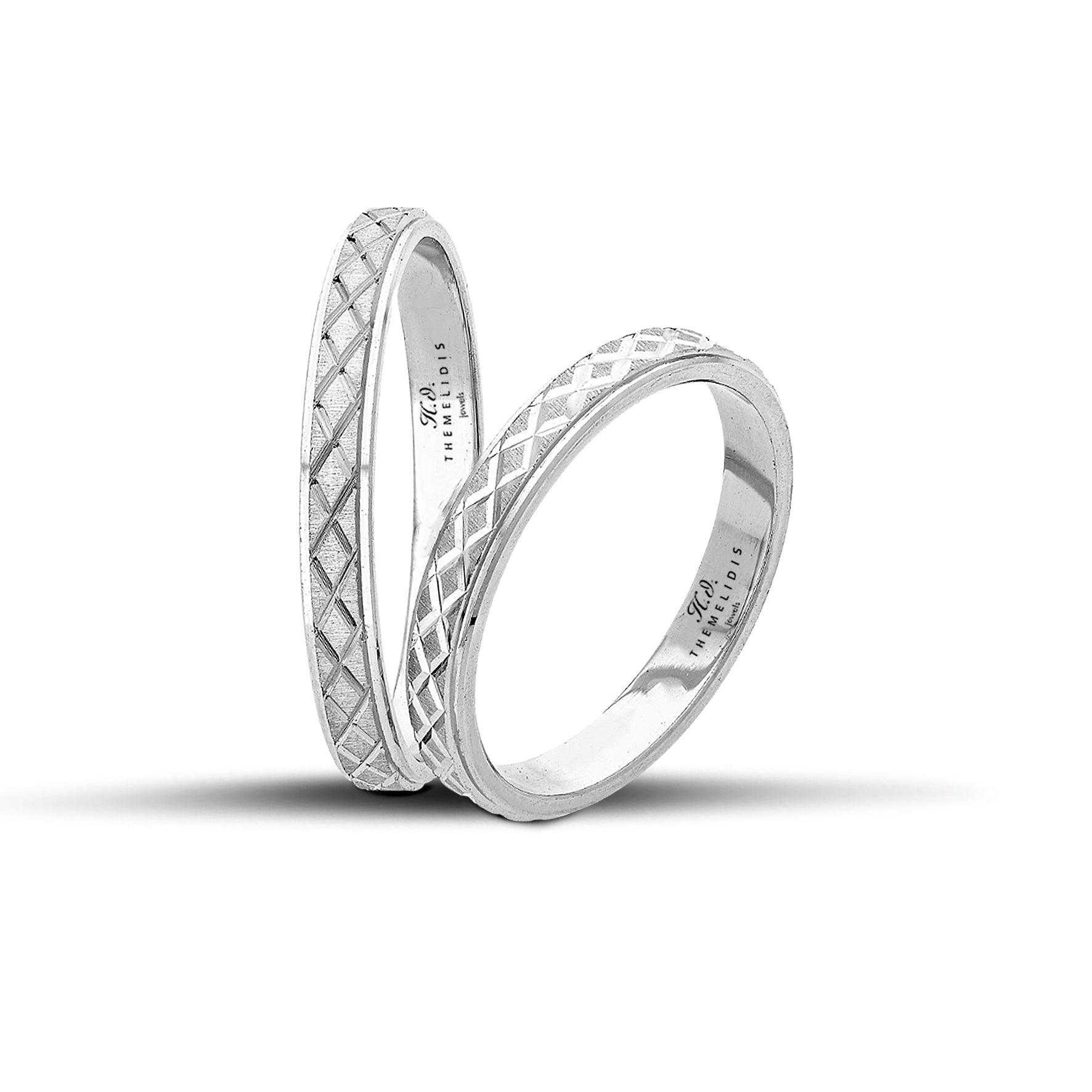 Πρωτότυπες λευκόχρυσες βέρες γάμου 3mm με σαγρέ φινίρισμα και λουστράτα γεωμετρικά σχέδια, χειροποίητης κατασκευής.