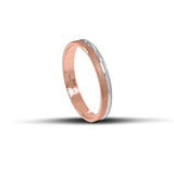 Δίχρωμες ροζ χρυσές και λευκόχρυσες βέρες γάμου 3.5 mm, ματ με λουστρέ γραμμή στο κέντρο, χειροποίητες και κομψές, διαθέσιμες σε 9, 14, 18 ή 22 καράτια.