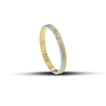 Δίχρωμες βέρες γάμου 2.5 mm, ματ με λεπτή λουστρέ γραμμή στο κέντρο, συνδυασμός χρυσού και λευκόχρυσου, κομψές και χειροποίητες, διαθέσιμες σε 9, 14, 18 ή 22 καράτια