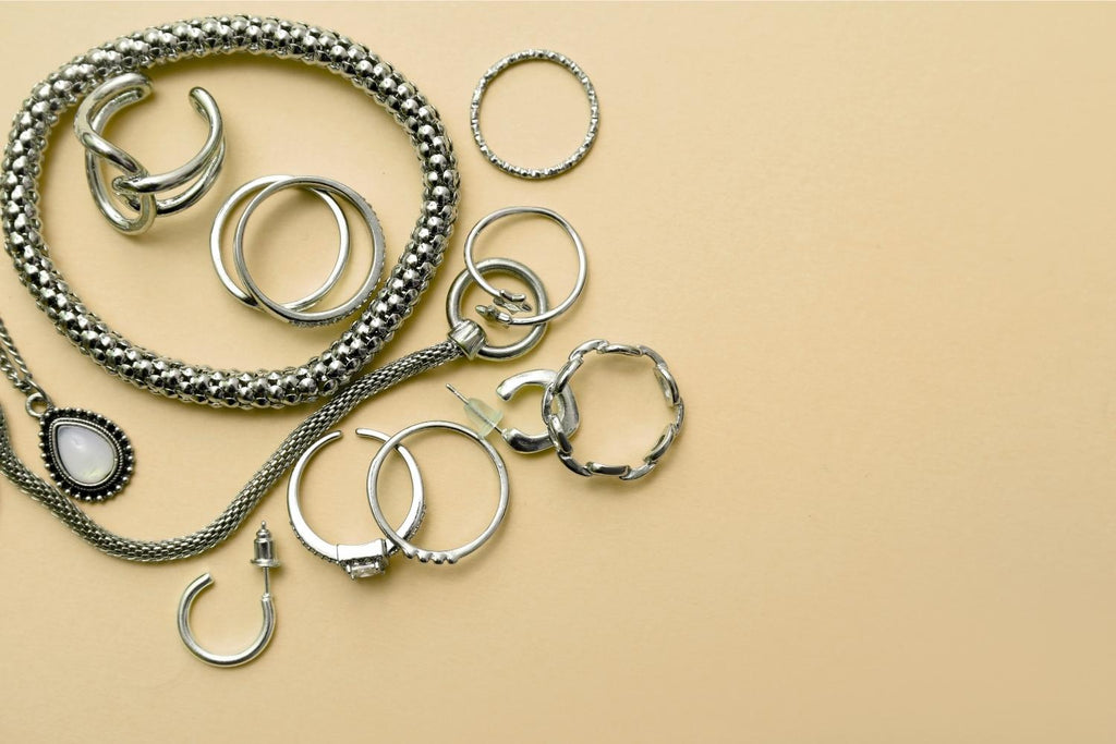 Ασημένια Κοσμήματα - Φροντίδα και Καθαρισμός