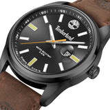 Ρολόι Timberland Orford TDWGB0010801 με καφέ δερμάτινο λουρί, μαύρο καντράν με ένδειξη ημερομηνίας και κάσα διαμέτρου 45mm.
