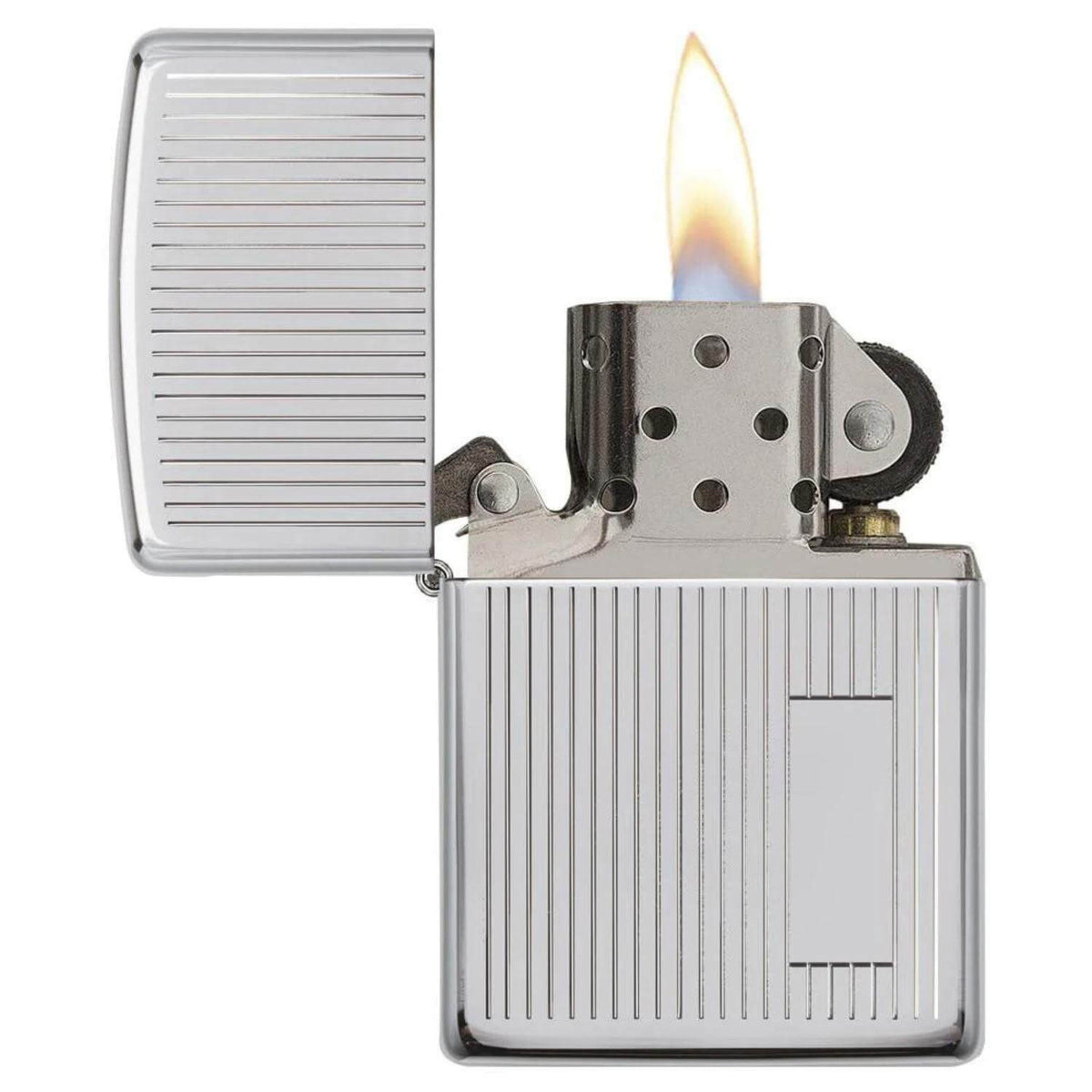 Αντιανεμικός αναπτήρας Zippo Engine Turned 350 σε ασημί μεταλικό χρώμα με κάθετες γραμμές. και δυνατότητα χάραξης.