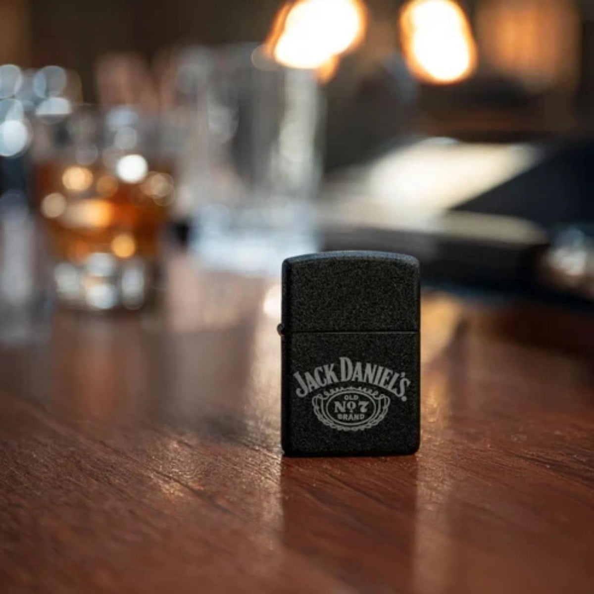 Αναπτήρας Zippo Jack Daniel's No. 7 Design 46796 με λογότυπο No. 7 και χάραξη λέιζερ