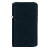 Αναπτήρας Zippo Slim Black Matte 34595 σε πλάγια όψη με μαύρο ματ φινίρισμα.