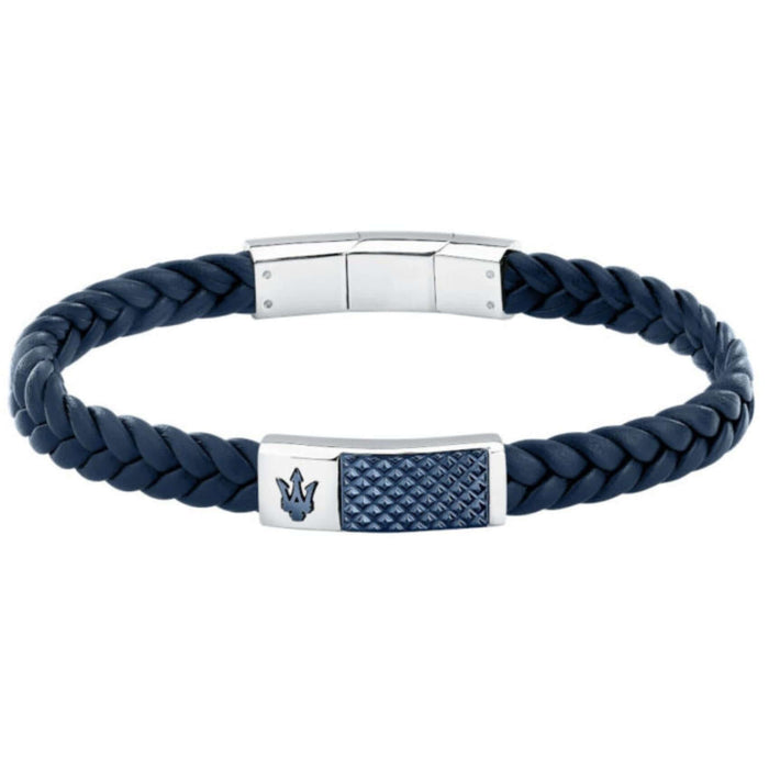 Ανδρικό βραχιόλι Maserati JM4249IK01 από ανακυκλωμένο δέρμα σε μπλε χρώμα, ασημί ατσάλινο κούμπωμα και ταυτότητα με μπλε λεπτομέρειες. 