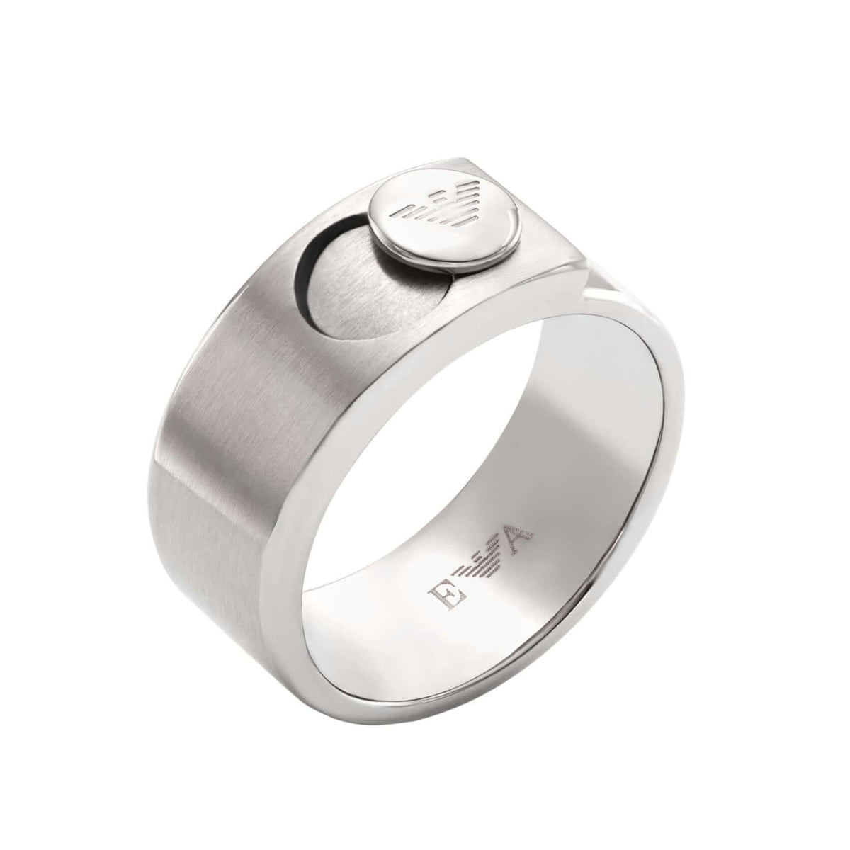 Ανδρικό δαχτυλίδι Emporio Armani EGS3090040 σε ασημί χρώμα από ανοξείδωτο ατσάλι με στρογγυλό ανάγλυφο στοιχείο.