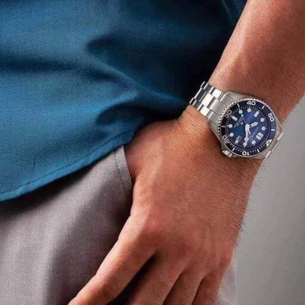 Καταδυτικό Ρολόι Citizen Promaster Eco-Drive Divers BN0260-54L Με Ασημί Μπρασελέ & Μπλε Καντραν