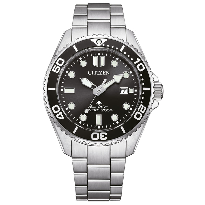 Ανδρικό καταδυτικό ρολόι Citizen Promaster Eco-Drive Divers BN0261-51E με ασημί μπρασελέ και μαύρο καντράν 41mm με περιστρεφόμενη στεφάνη.