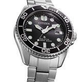 Μαύρο καντράν 41mm του καταδυτικού ρολογιού Citizen Promaster Eco-Drive Divers BN0261-51E με ένδειξη ημερομηνίας και περιστρεφόμενη στεφάνη.