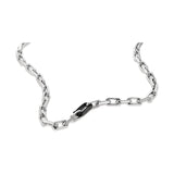 Κοντινό στην ασημί ατσάλινη αλυσίδα του ανδρικού κολιέ Calvin Klein 35100067 μήκους 65 cm.