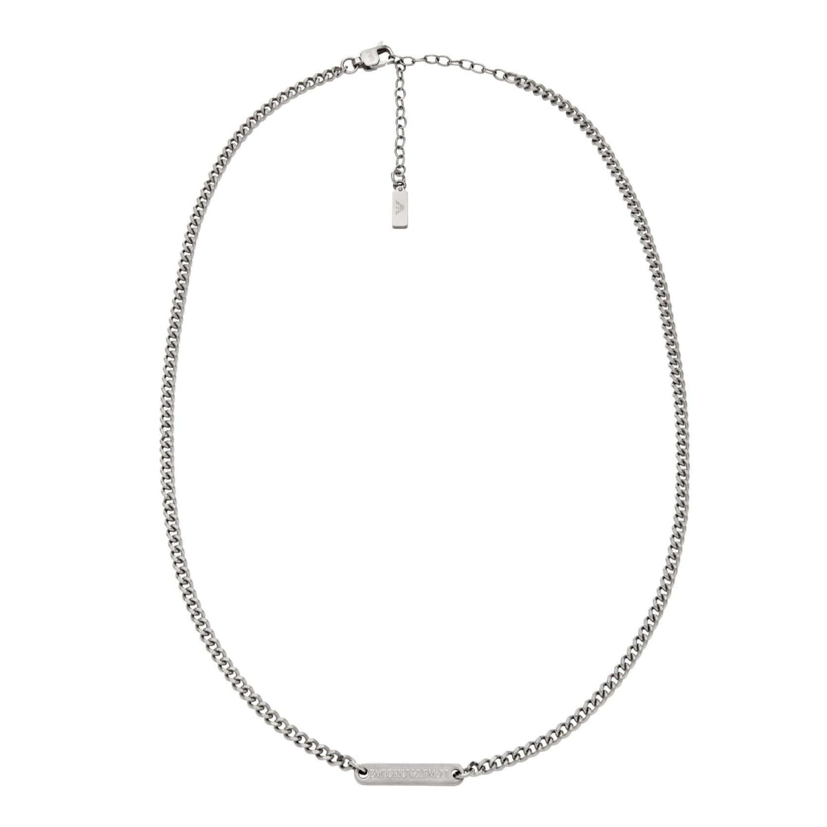 Ανδρικό κολιέ Emporio Armani EGS3188040 ατσάλινο με αλυσίδα και ταυτότητα σε ασημί χρώμα, κοντινό.