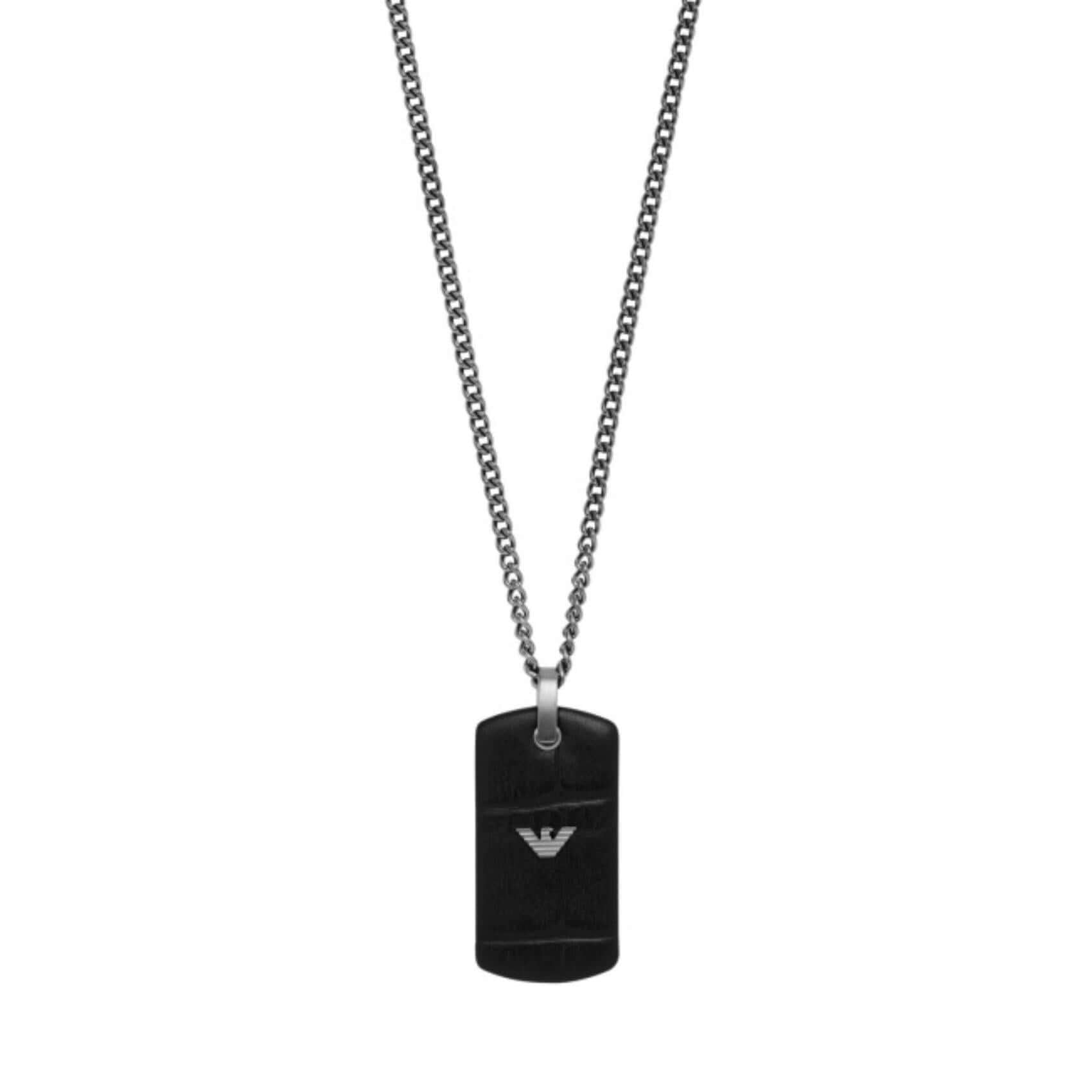 Ανδρικό κολιέ Emporio Armani Essential EGS2781060 με ατσάλινη αλυσίδα σε ασημί χρώμα και κρεμαστό μοτίφ ταυτότητα σε μαύρο χρώμα.