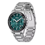 Πράσινο καντράν 41mm του ανδρικού ρολογιού Boss Strike 1514241 με χρονογράφο, ένδειξη ημερομηνίας, διπλή ώρα και ορυκτό κρύσταλλο ειδικής σκλήρυνσης.