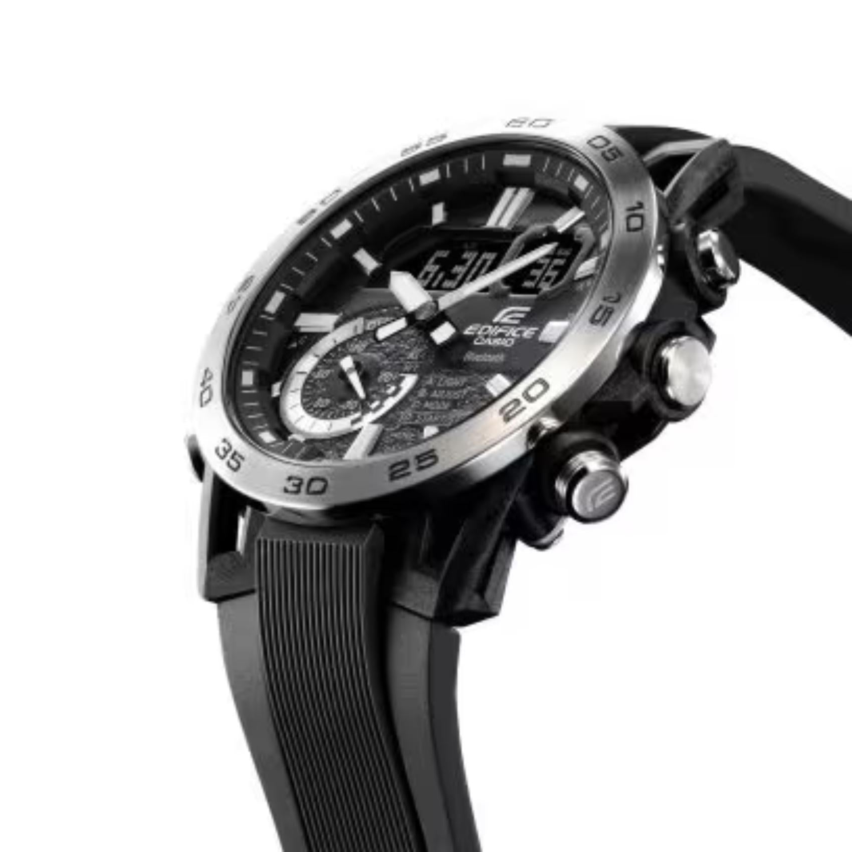 Μαύρο καντράν ρολογιού Casio Edifice ECB-40P-1AEF διαμέτρου 52mm με ένδειξη ημέρας και ημερομηνίας και χρονογράφο