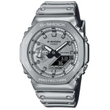 Ανδρικό ρολόι Casio G-SHOCK GM-2100YM-8AER με ασημί καουτσούκ λουράκι και οκτάγωνο ασημί καντράν 44.5 mm.