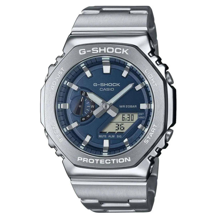Ανδρικό ρολόι Casio G-SHOCK GM-2110D-2BER με ασημί ατσάλινο μπρασελέ και μπλε καντράν 44.5 mm.