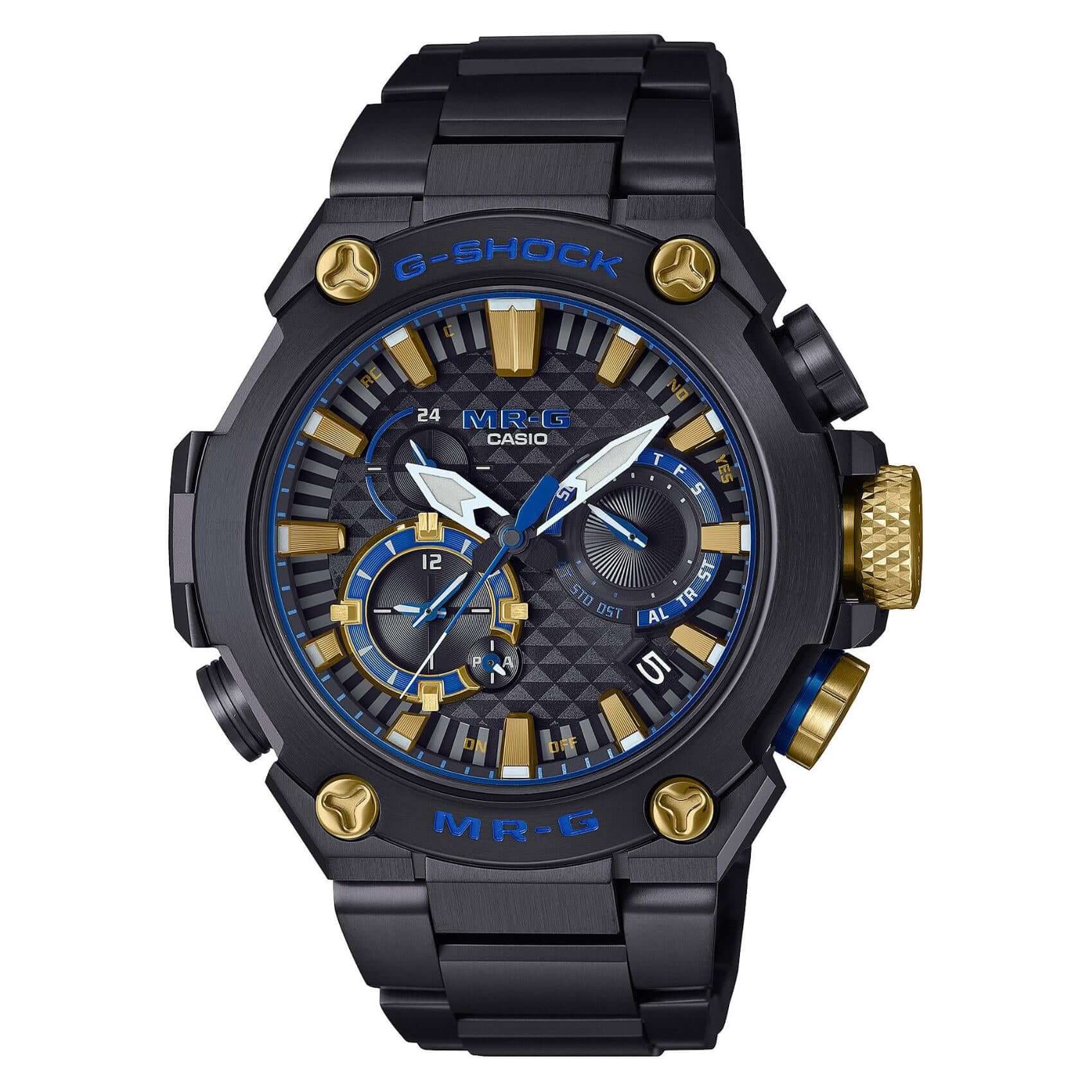 νδρικό ρολόι Casio G-Shock MR-G MRG-B2000B-1ADR με μπρασελέ από τιτάνιο με επίστρωση DLC σε γκρι μαύρη απόχρωση και μαύρο καντράν με χρυσά μπλε και λευκά στοιχεία 49.8 mm.