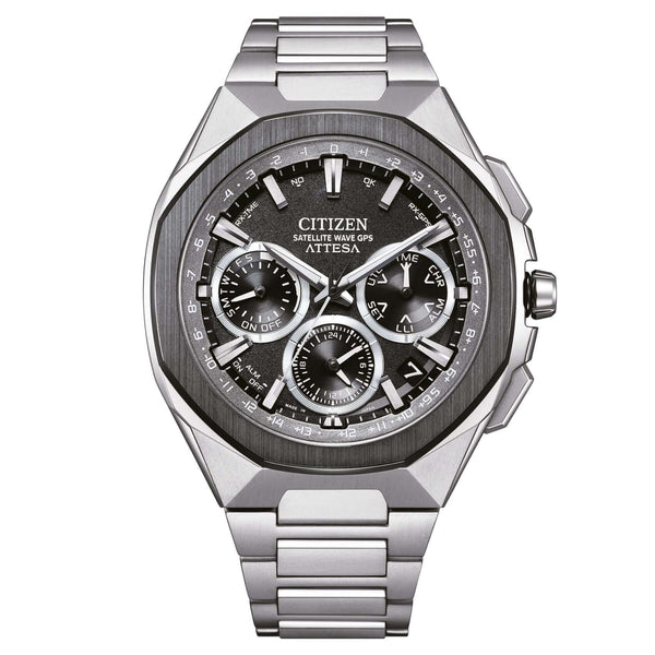 Ανδρικό ρολόι Citizen Attesa CC4104-53E με κάσα και ασημί μπρασελέ από Super Titanium, μαύρο καντράν 44mm, κεραμική οκταγωνική στεφάνη και μηχανισμό Eco-Drive F950-08Z.