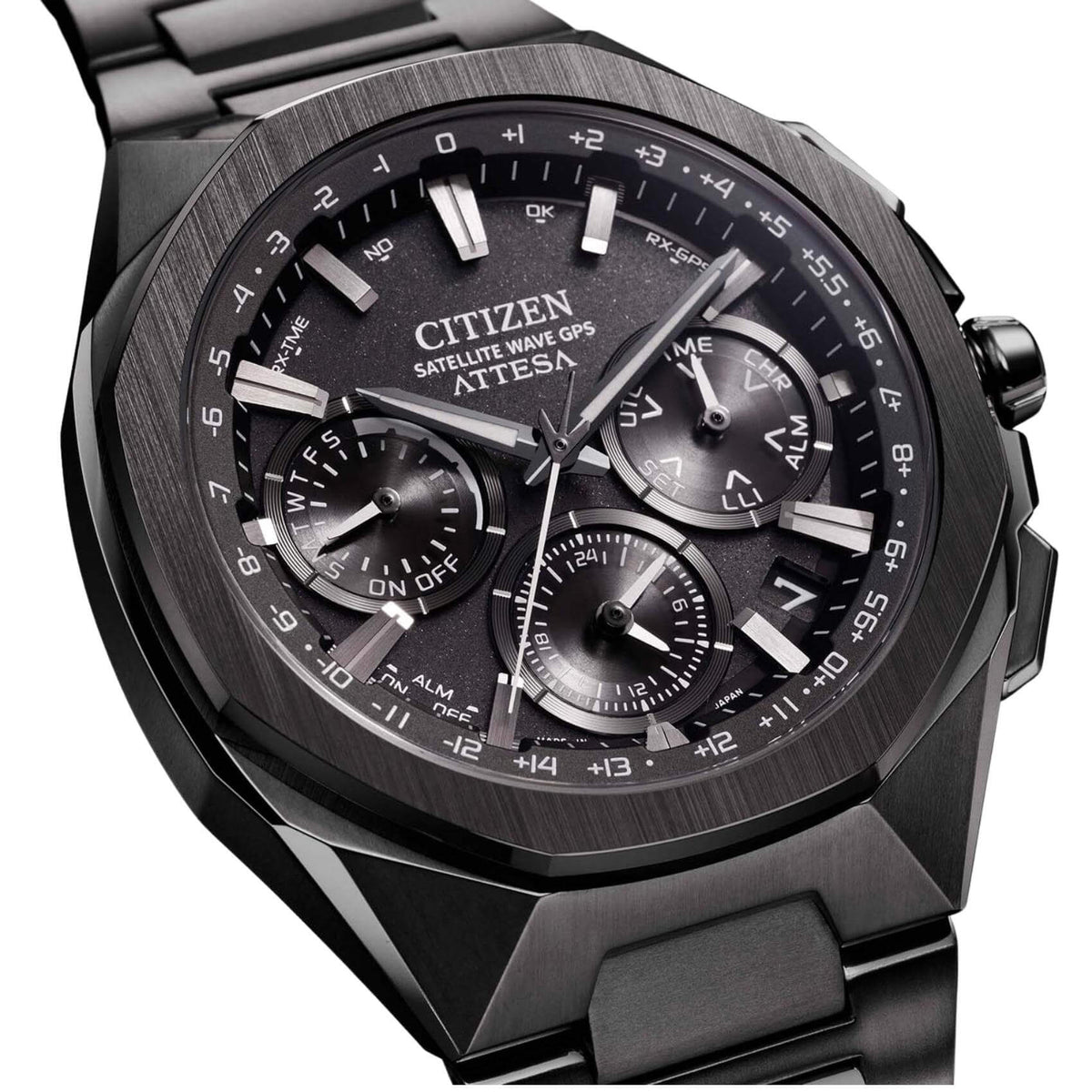 Μαύρο καντράν 44mm του ανδρικού ρολογιού Citizen Attesa CC4105-69E με δορυφορικό GPS, παγκόσμια ώρα και αχάρακτο ζαφείρι.
