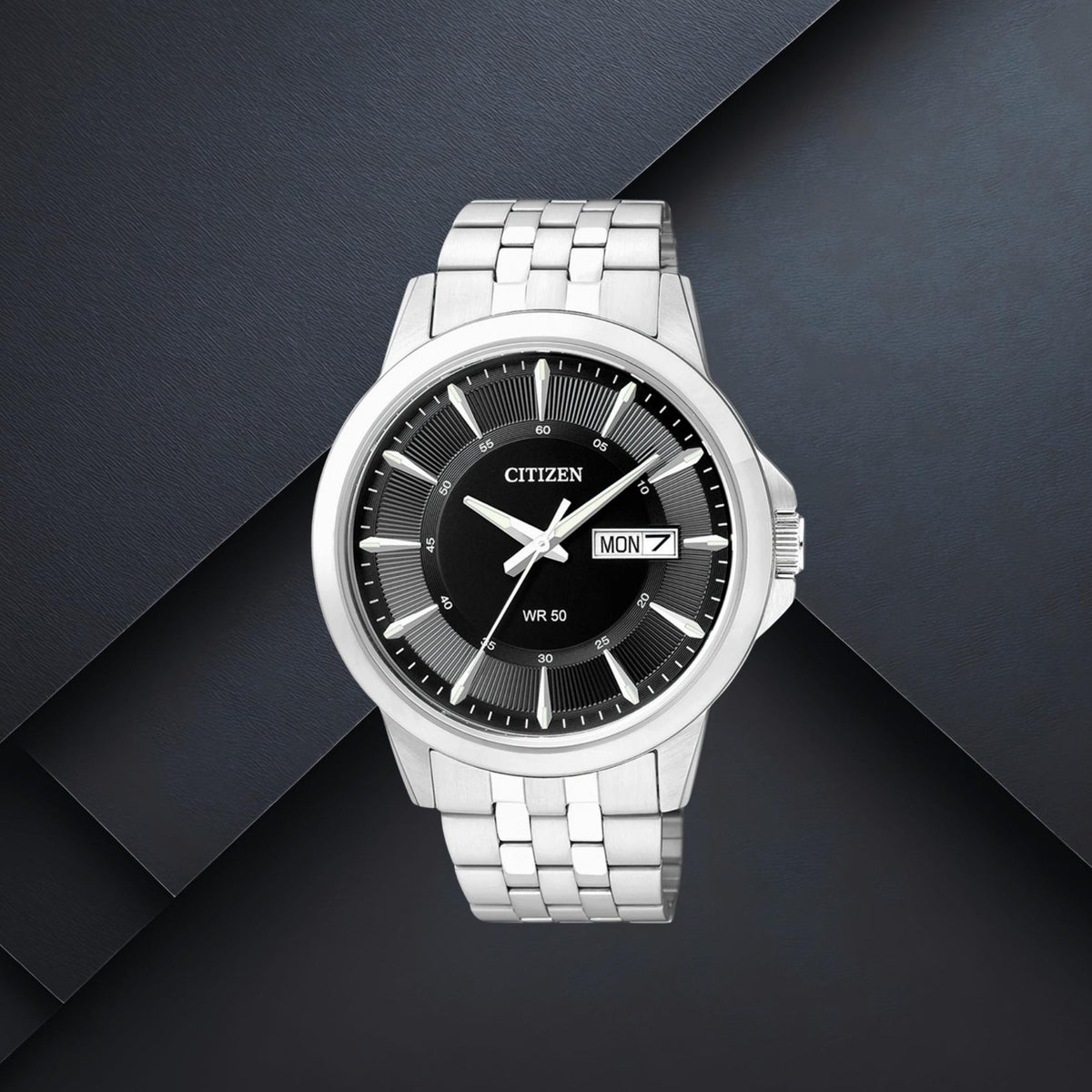 Ανδρικό ρολόι Citizen Classic BF2011-51EE με ασημί μπρασελέ, μαύρο καντράν 41mm, ενδείξεις ημέρας και ημερομηνίας