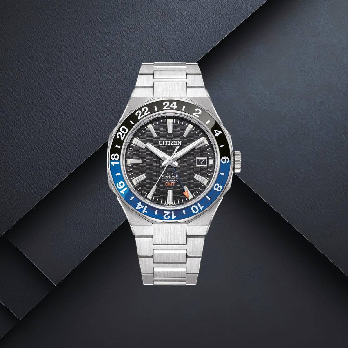 Ανδρικό ρολόι Citizen Series 8 GMT NB6031-56E με ασημί μπρασελέ, μαύρο καντράν 41mm, ένδειξη GMT και ημερομηνίας
