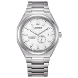 Ανδρικό αυτόματο ρολόι Citizen Super Titanium Zenshin NJ0180-80A με ασημί μπρασελέ και ανάγλυφο λευκό καντράν