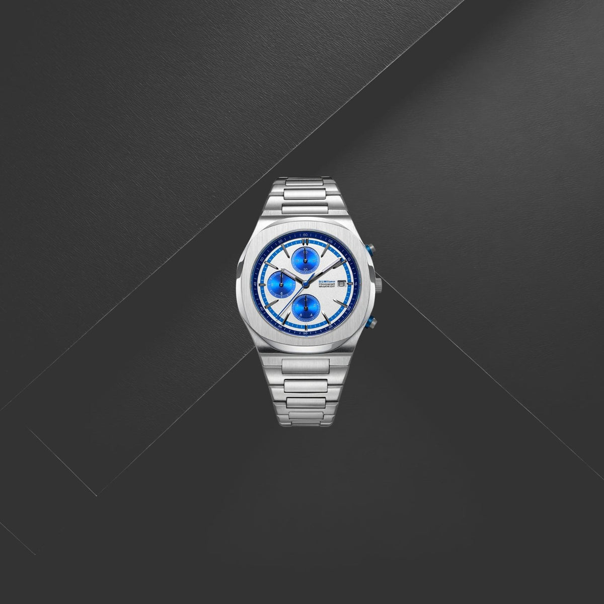 Ανδρικό ρολόι D1 Milano Chrono D1-CHBJ26 με ασημί μπρασελέ, λευκό-μπλε καντράν 39mm, χρονογράφος, ημερομηνία
