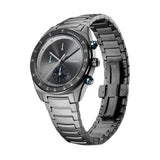 Κοντινό στο ανθρακί καντράν του D1 Milano D1-CHBJ21 με υποκαντράν χρονογράφου, δείκτες ακριβείας και ζαφείρι κρύσταλλο υψηλής καθαρότητας.