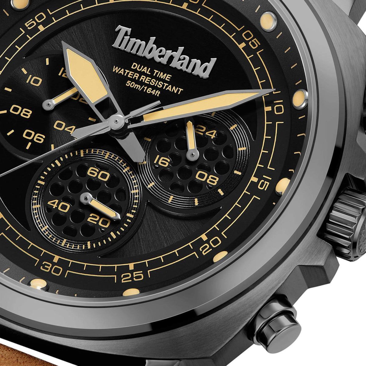 Κοντινό στο μαύρο καντράν του Timberland Williston Small TDWGF0042002 Dual Time.