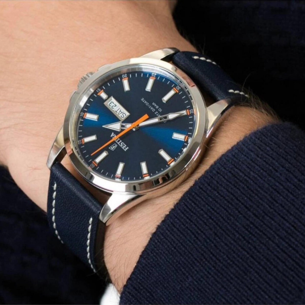 Ρολόι Festina Classics F20358/3 Με Μπλε Δερμάτινο Λουράκι & Μπλε Καντράν