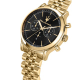 Φωτογραφία του μαύρου καντράν του Maserati Epoca R8873618023 χρονογράφου με χρυσούς δείκτες και υποκαντράν, τζάμάκι από ορυκτό κρύσταλλο ειδικής σκλήρυνσης