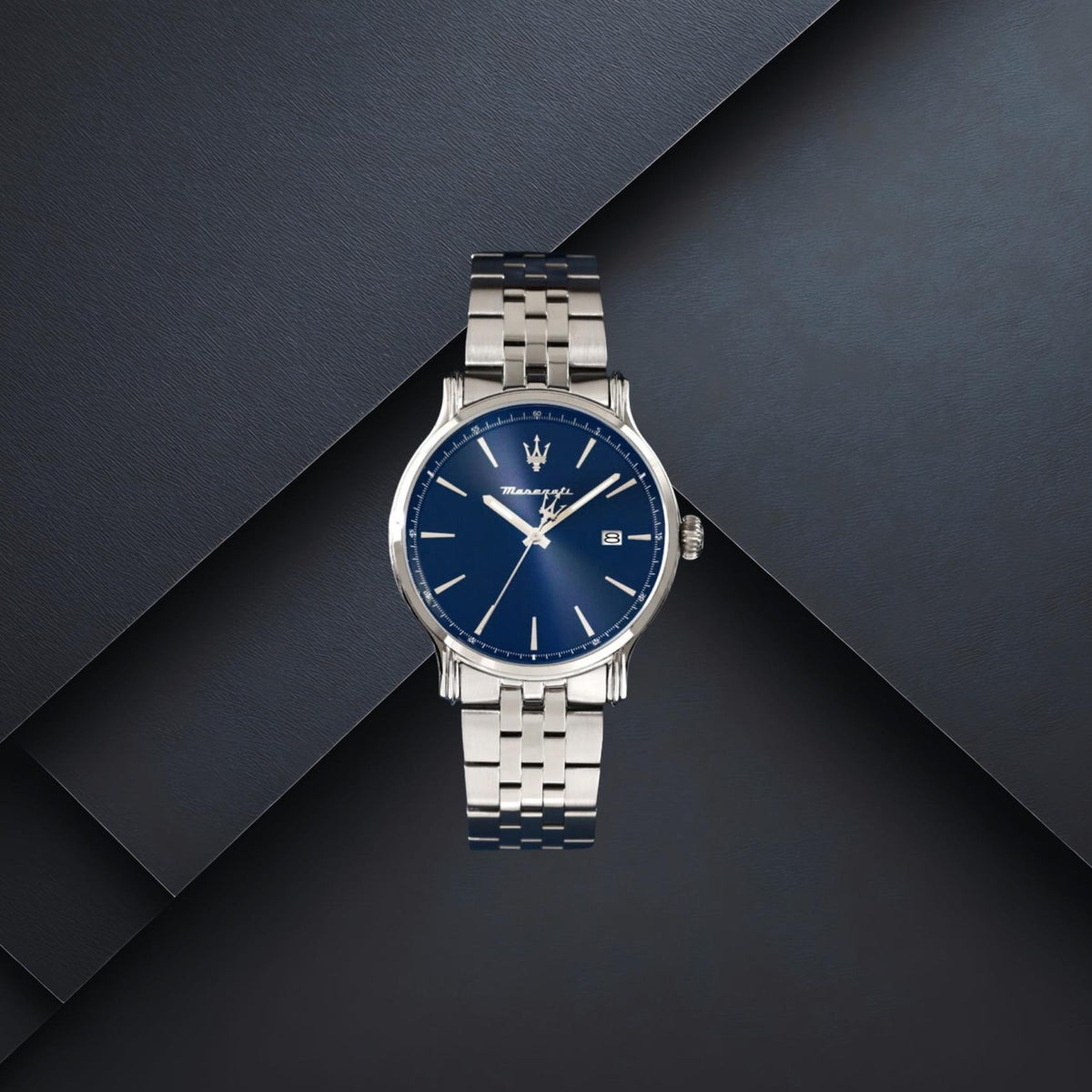 Ανδρικό ρολόι Maserati Epoca Slim R8853118031 με ασημί μπρασελέ, μπλε καντράν 40mm, ένδειξη ημερομηνίας
